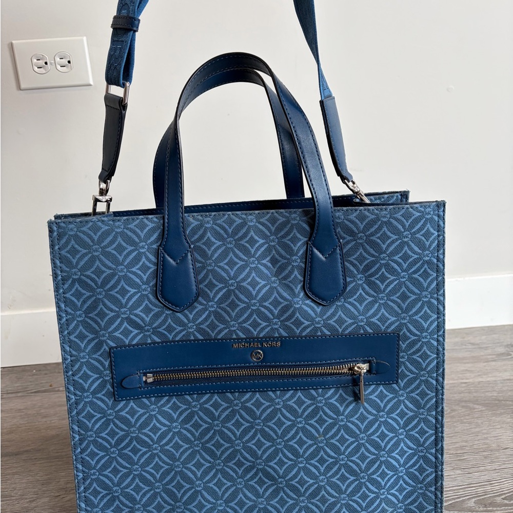 Michael Kors Navy Geometric Tote